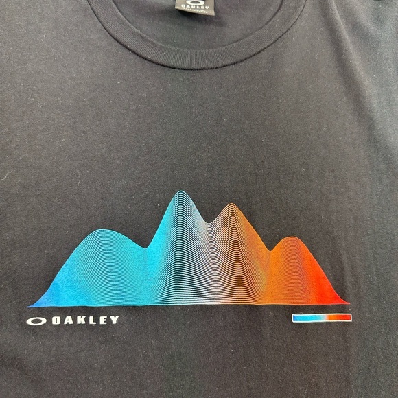 Oakley Graphic T-Shirt Men’s Small - Picture 4 of 5